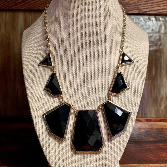 Faceted Jet Colored Geometric Resin Cabochon Necklace - Picture 5 of 7